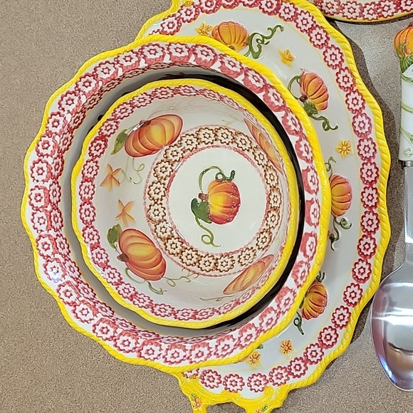 Temptations 5pc Bowl & Tray Serving Set!!! - Picture 5 of 16